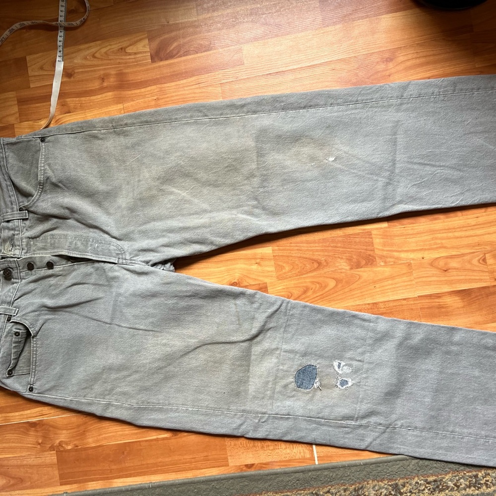 Levi's Gray Denim Jeans with Distressed Detail